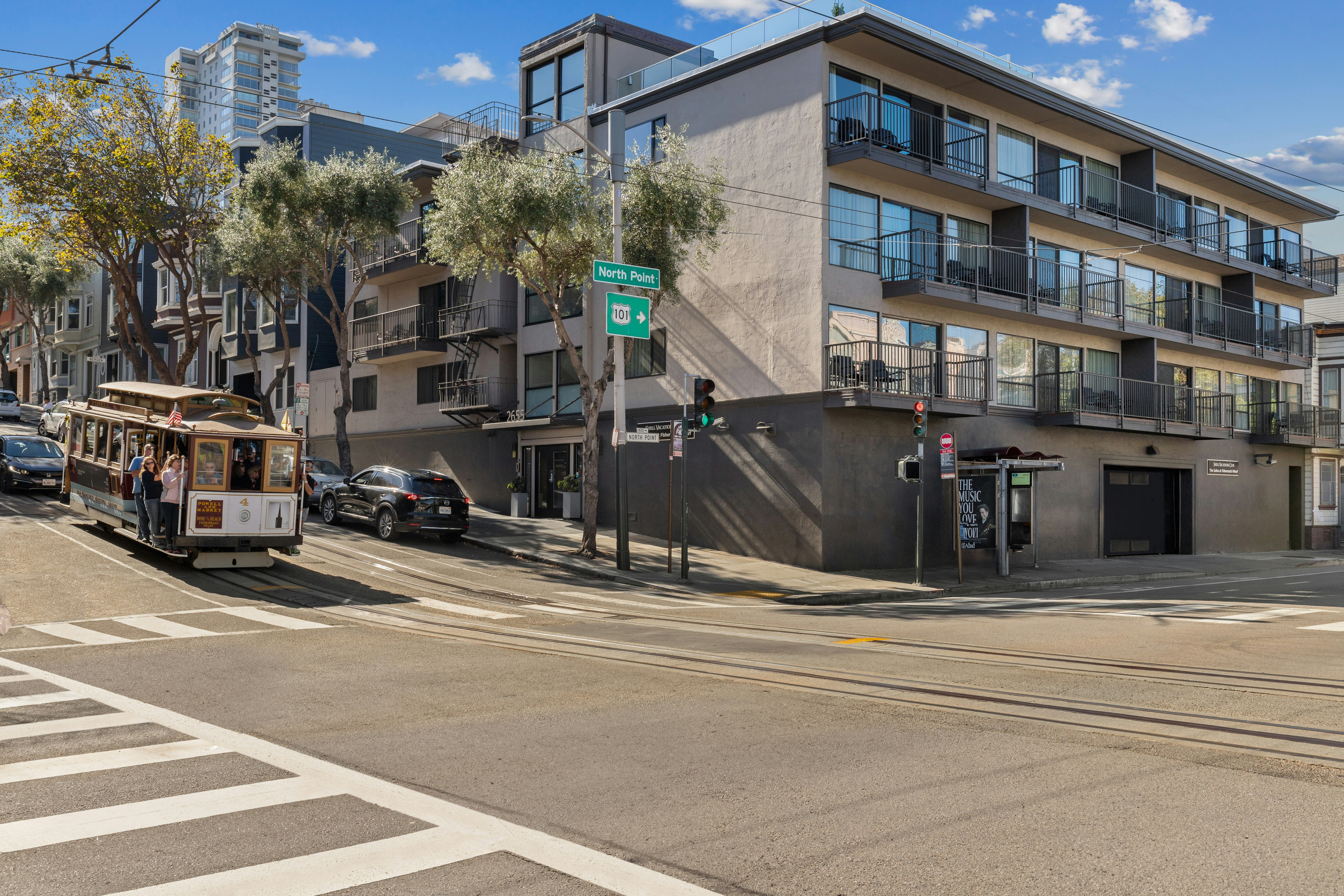 Suites At Fishermans Wharf 27/30