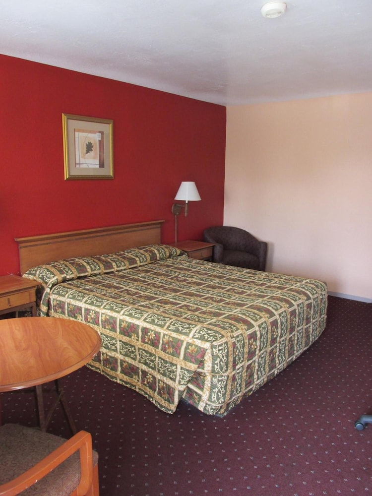 Escondido Lodge 24/56