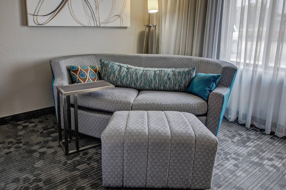 Courtyard by Marriott Troy 32/54