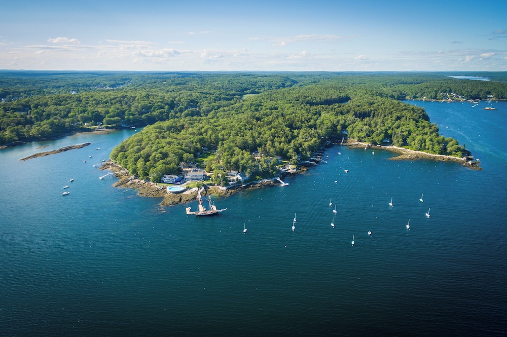 Linekin Bay Resort 72/76