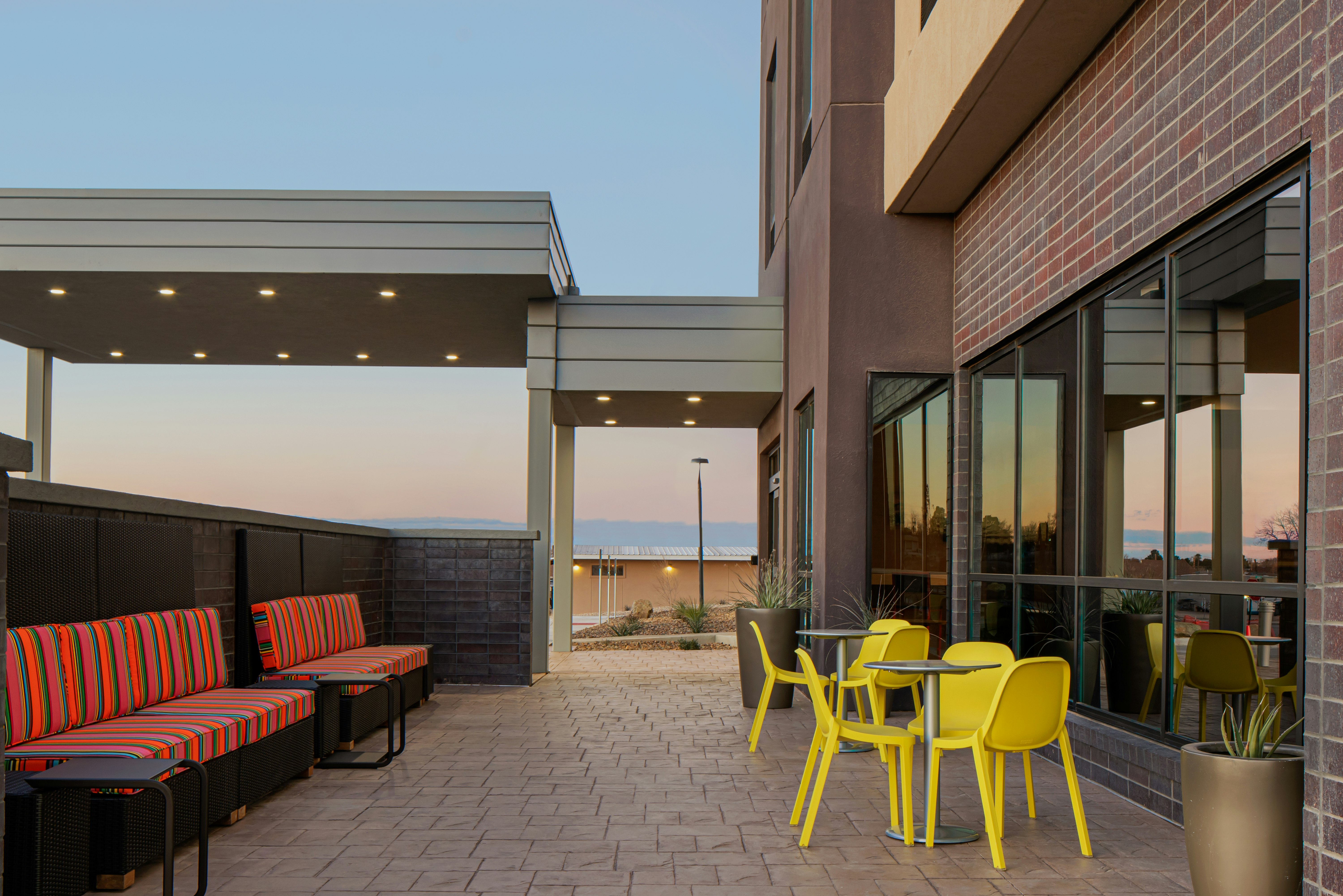 Home2 Suites By Hilton Carlsbad 13/14