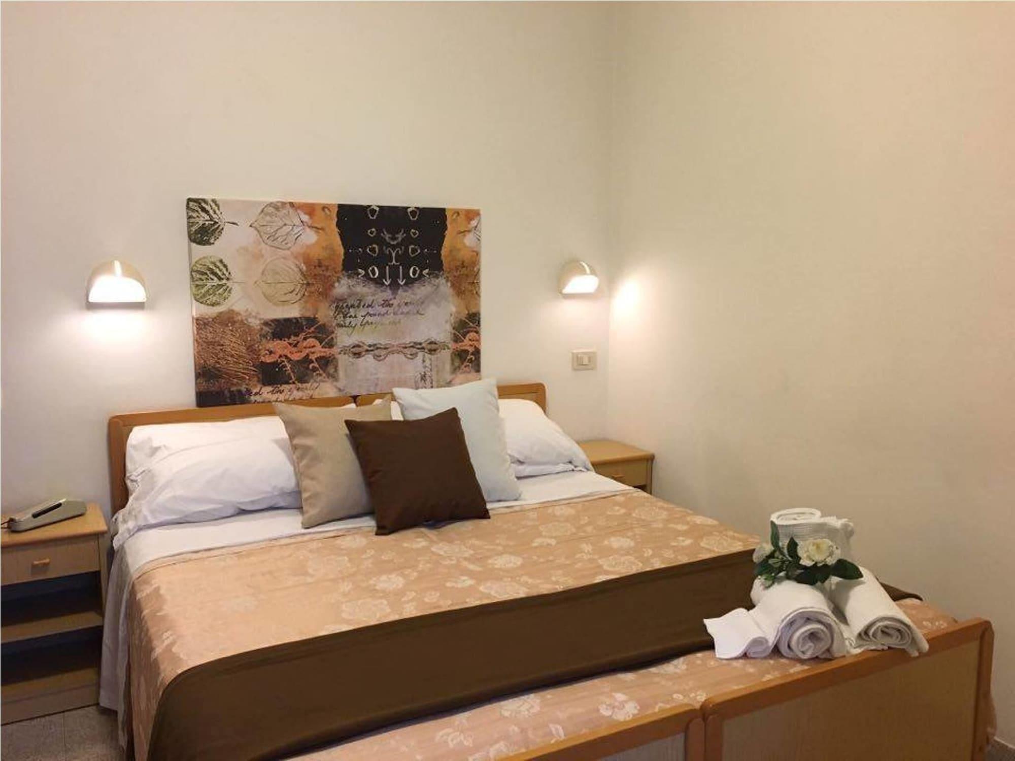 Hotel Villa Lina 39/62
