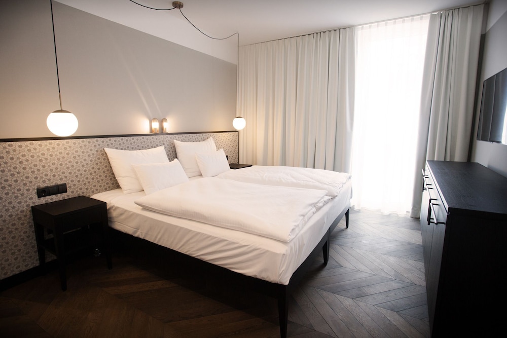 Hotel Caroline 19/60