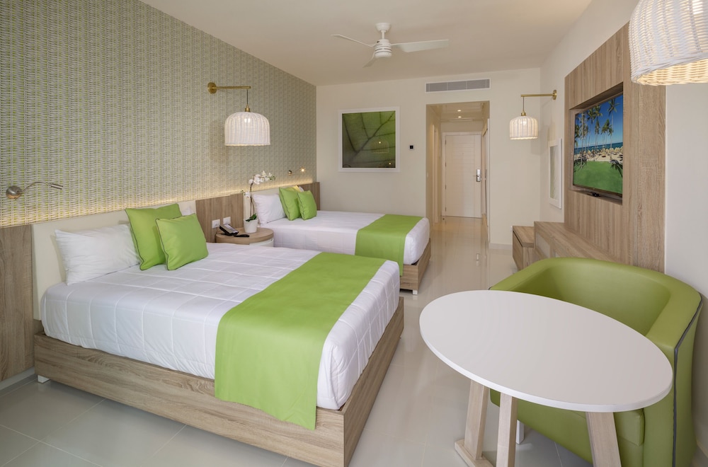 Grand Sirenis Punta Cana Resort 20/79