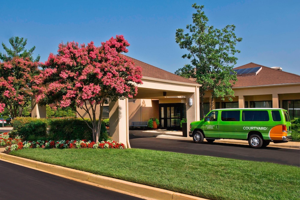 Courtyard by Marriott New Carrollton 39/45