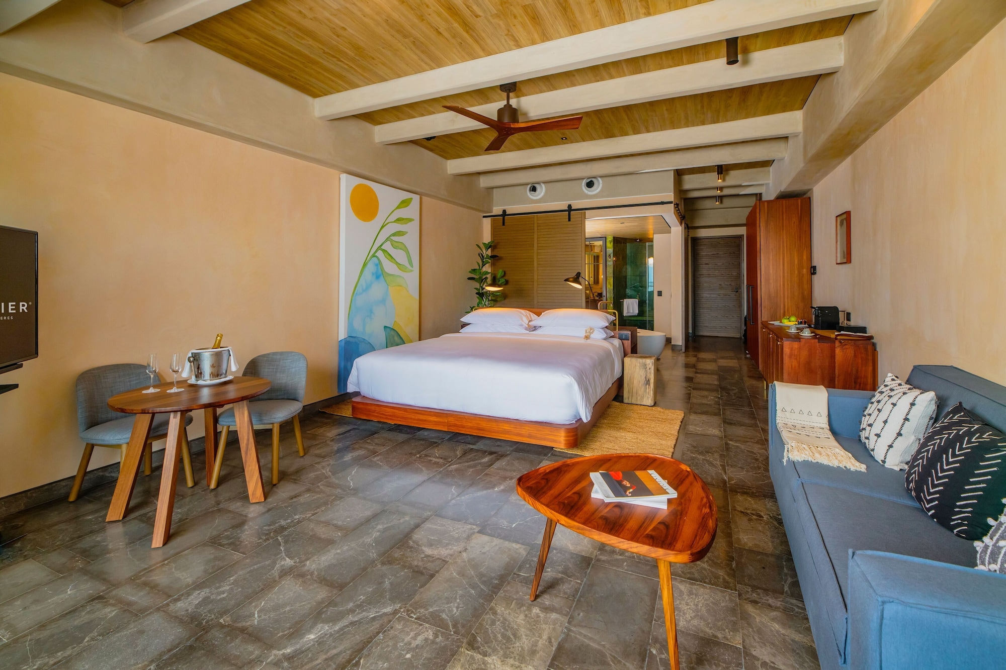 SWIM OUT, INSPIRA, JUNIOR SUITE, KING BED, OCEAN VIEW
