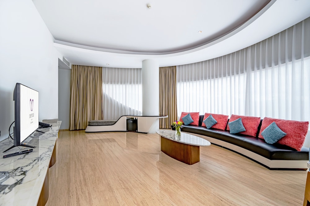 Sensa Hotel 46/64