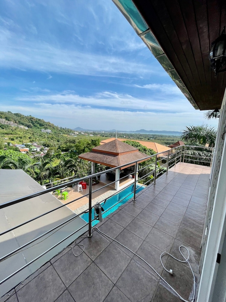 Baan Waru Seaview 30/50