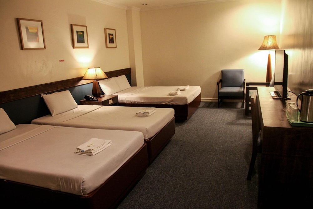 De Luxe Hotel 13/40