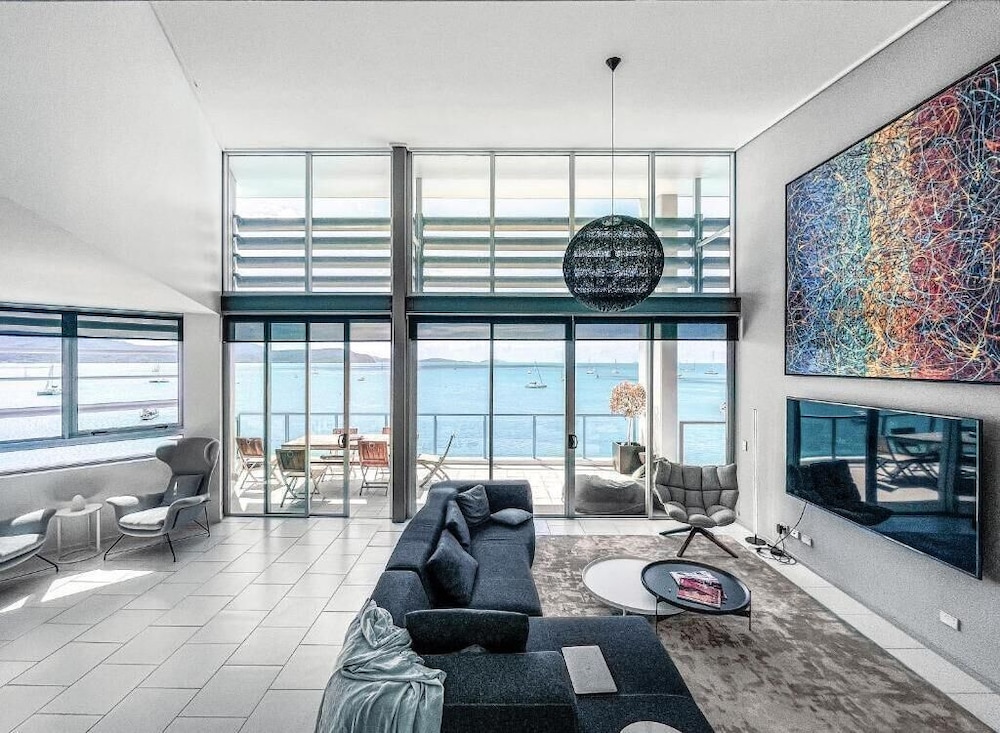 Peninsula Airlie Beach 25/50