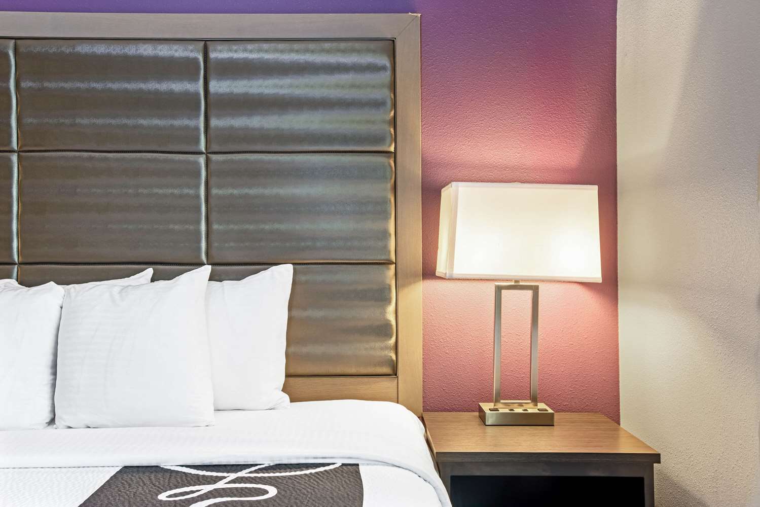 La Quinta Inn & Suites by Wyndham Kearney 20/45