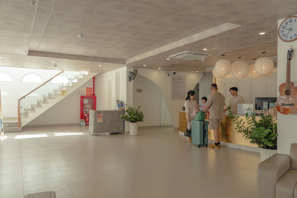 The Up Phu Quoc Hotel 8/50