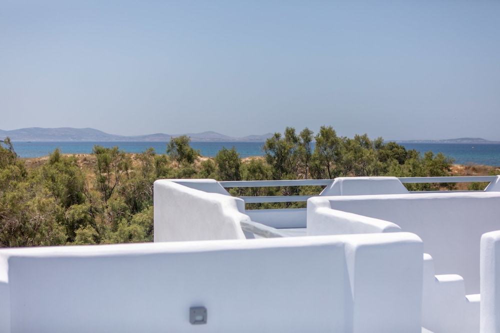 Crystal Mare Suites 16/33