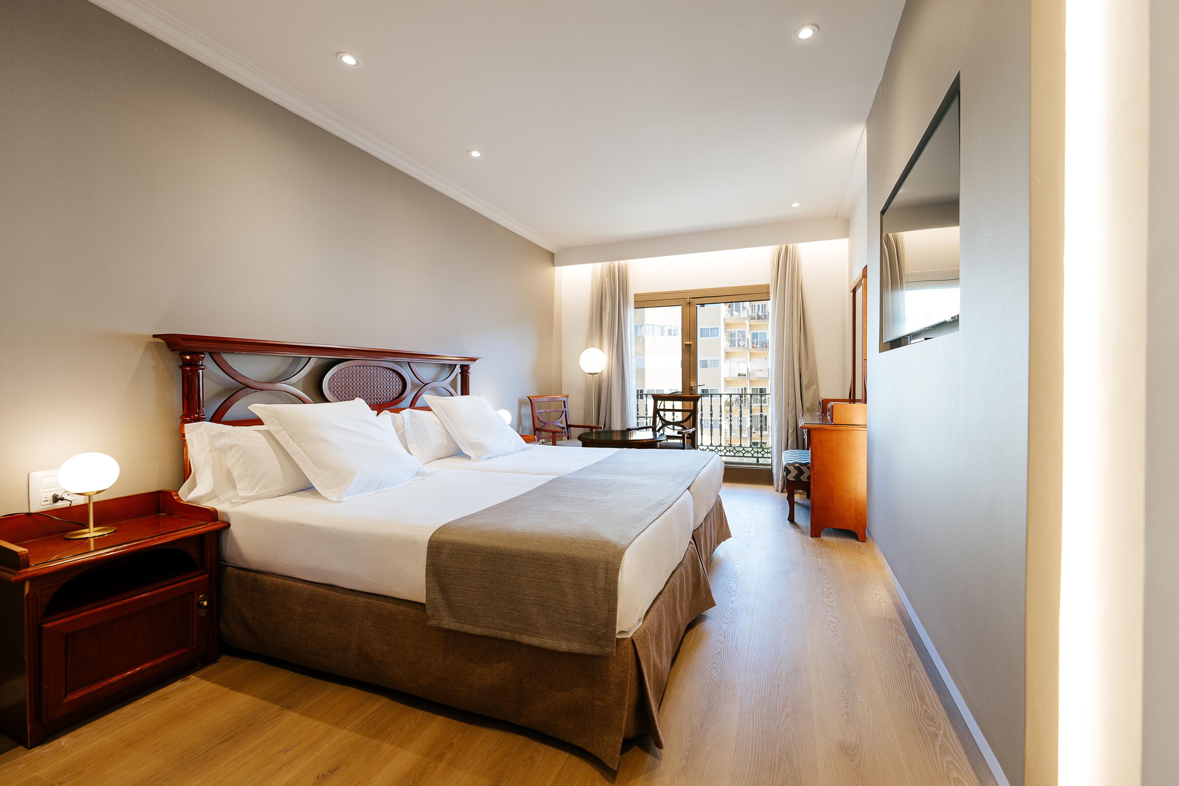 Room, Double Bed, Street View, Balcony