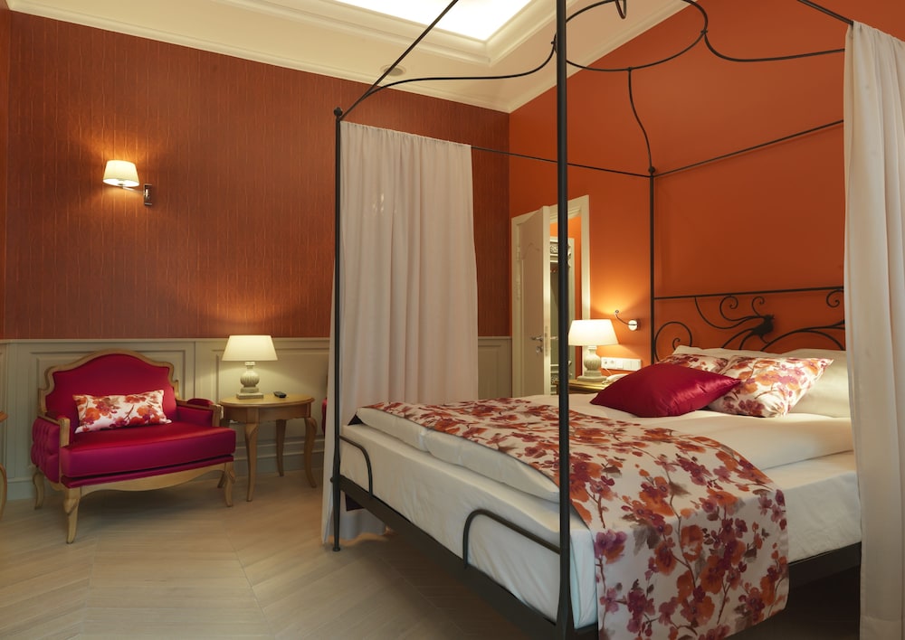 INNER, SPACE, SUPERIOR, DOUBLE BED, WITH VIEW