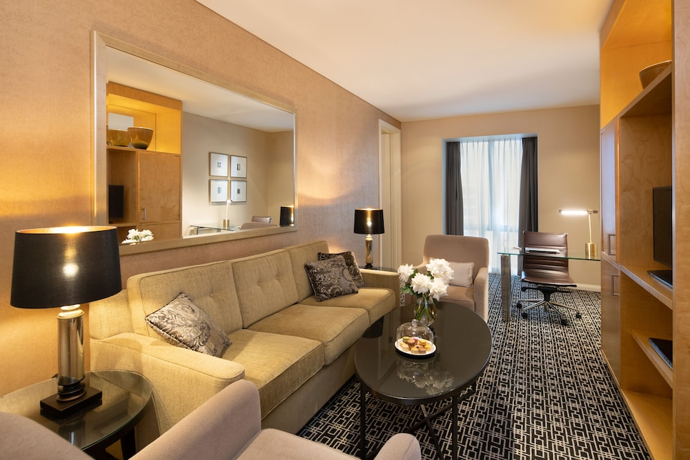 Sofitel Sydney Wentworth 44/70