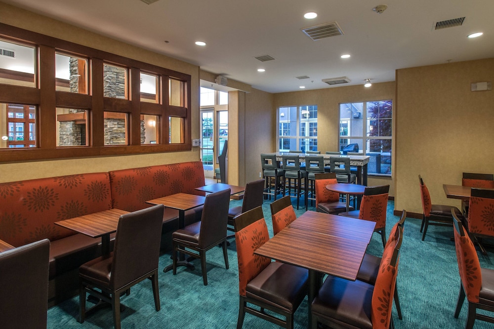 Residence Inn by Marriott Fayetteville Cross Creek 25/36