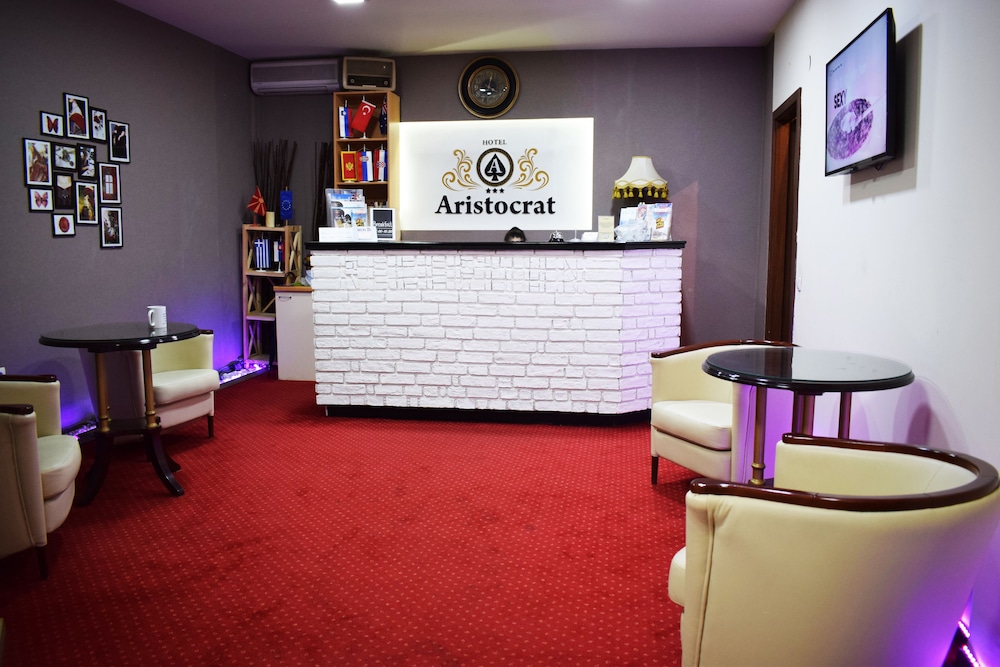 Hotel Aristocrat Fish Restaurant 48/69