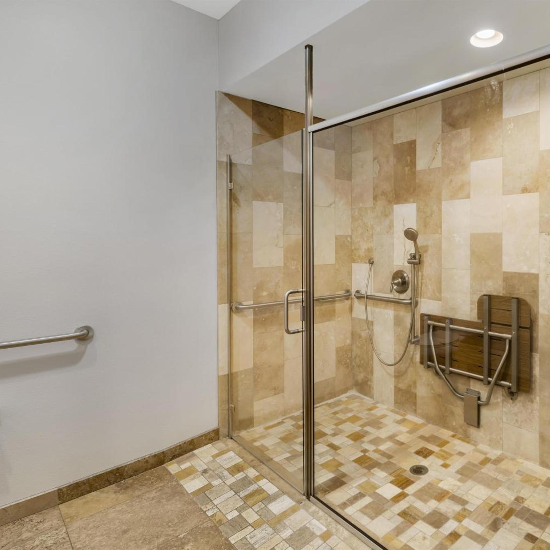 Room, King Bed, Accessible, Best Western Plus Northwoods Inn 7/7