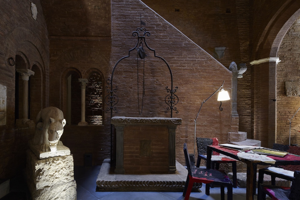 Palazzetto Rosso Hotel 61/74