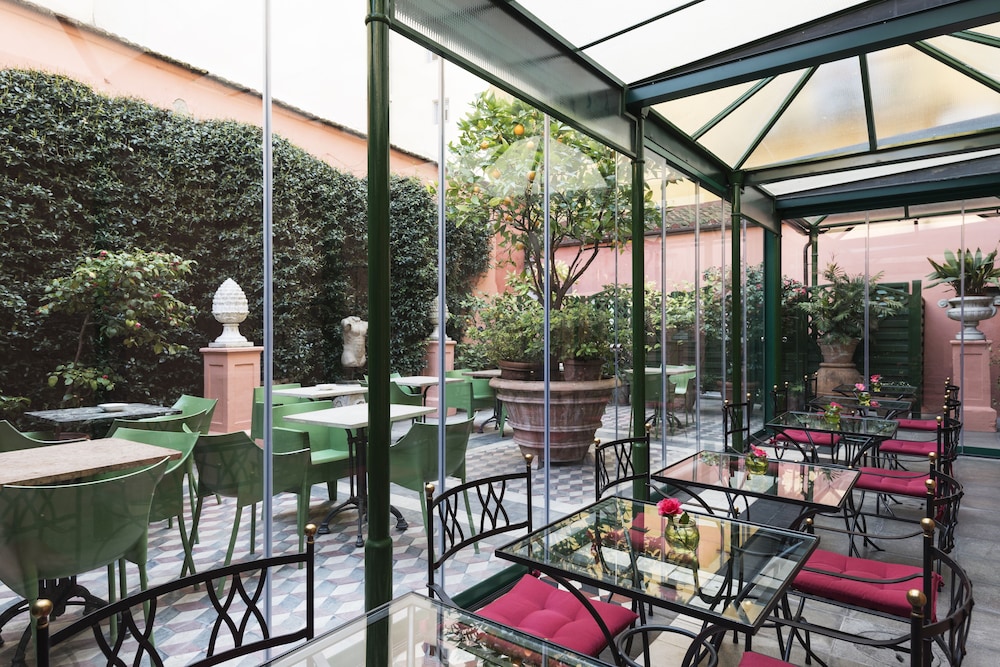 Palazzo Dal Borgo 52/58