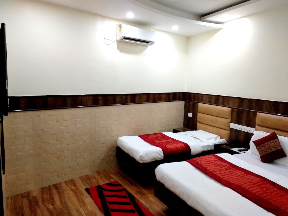 HOTEL RAGHUNATH 11/28