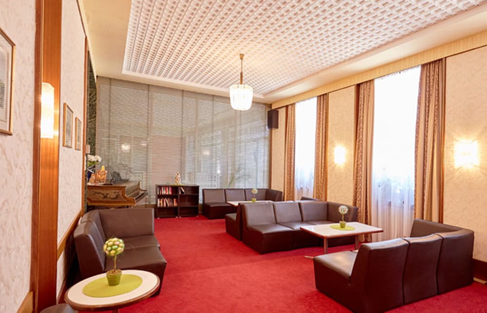 Mozart Hotel 44/60