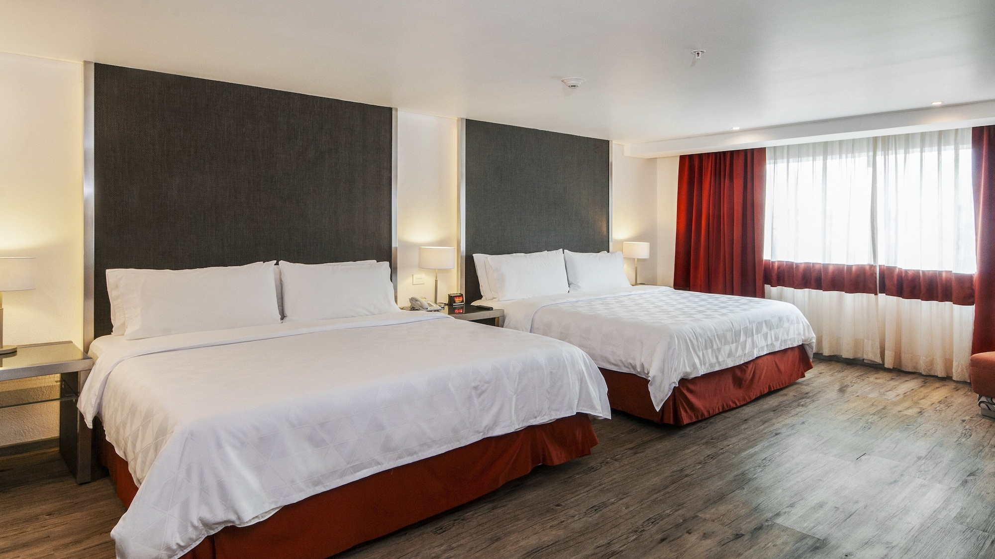 غرفة بريميوم بسريرين كوين، Holiday Inn Mexico Zona Centro by IHG 2/9
