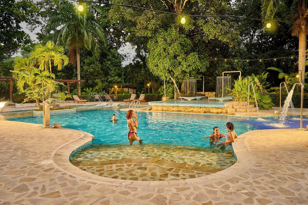 Kantawa Hotel Spa 60/70