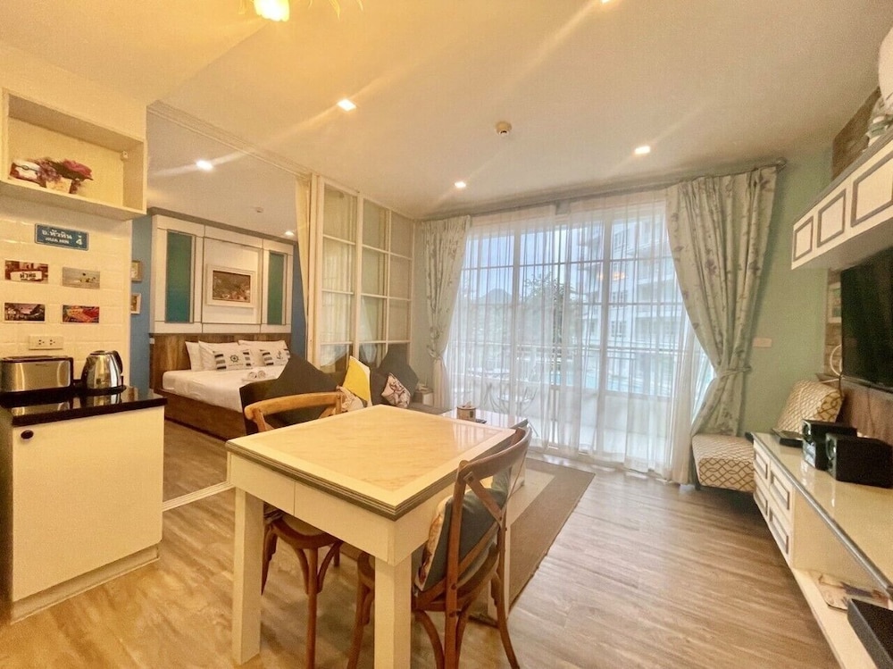 Summer Huahin Condo 2 Bedrooms Pool View By Dome 42/50