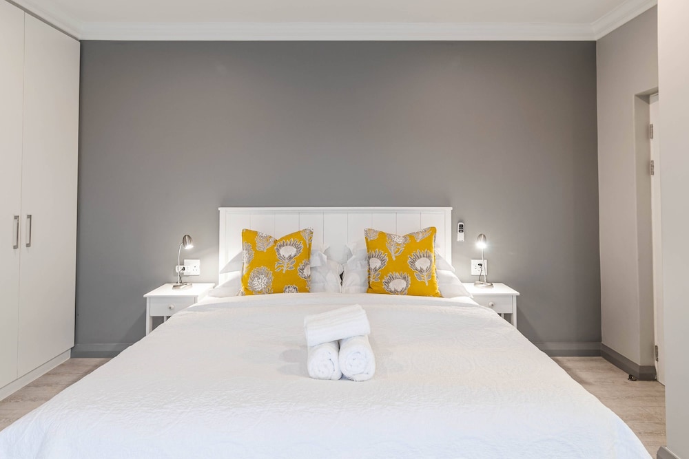 Whale Coast Ocean Villa 2/50