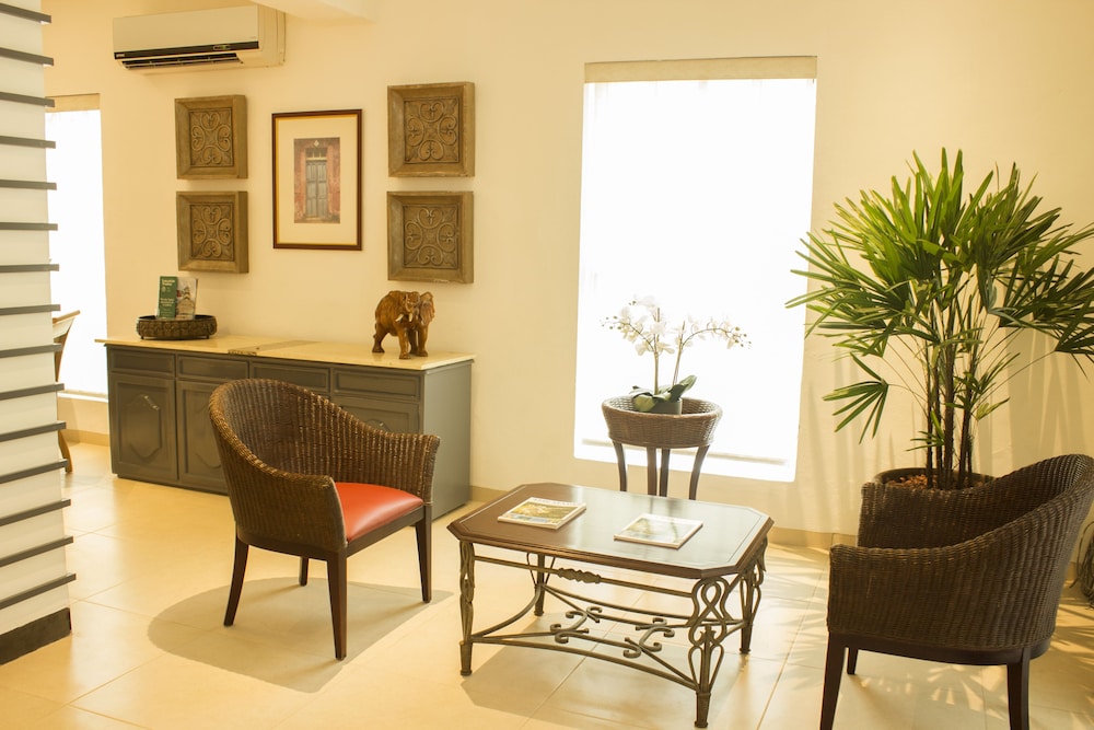Maria Jose Hotel 25/41