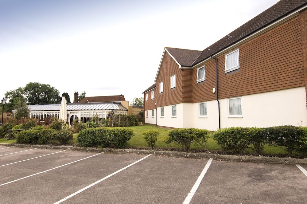 Premier Inn Tring 37/70