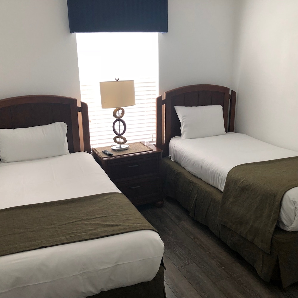 Encantada Resort Vacation Townhomes by IDILIQ 24/72