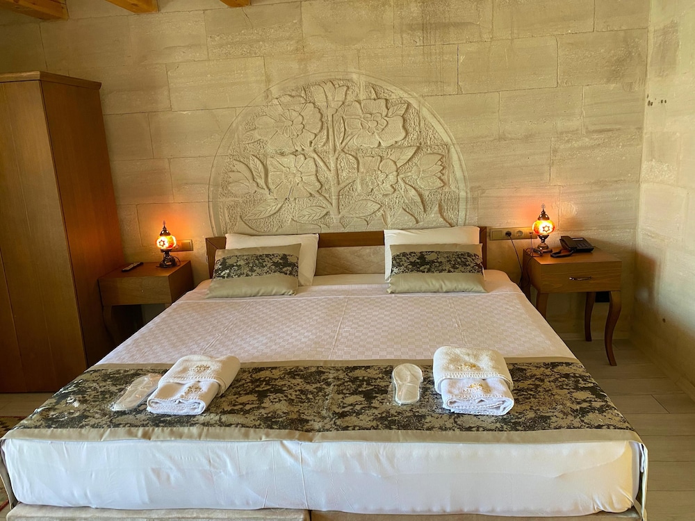 Mesken Cave Suites 15/50