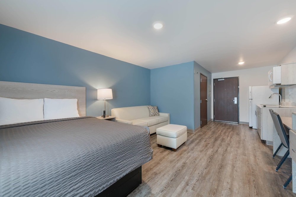 WoodSpring Suites Concord-Charlotte Speedway 11/36