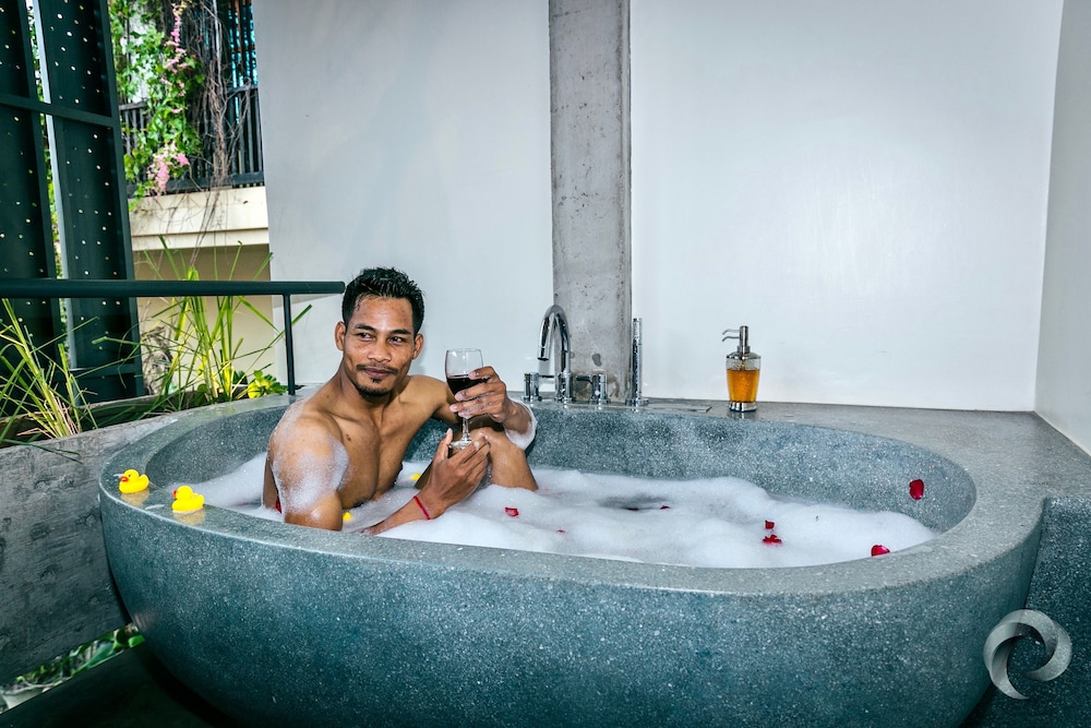 URBAN RESIDENCES SIEM REAP 30/70