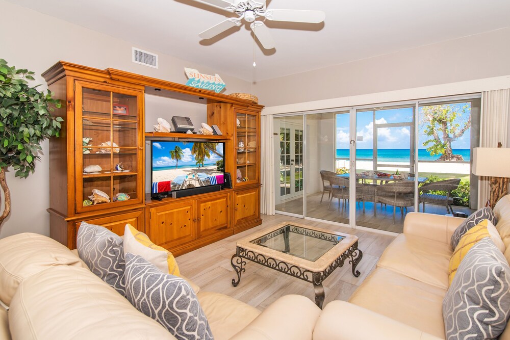 Grandview Condominiums 45/79