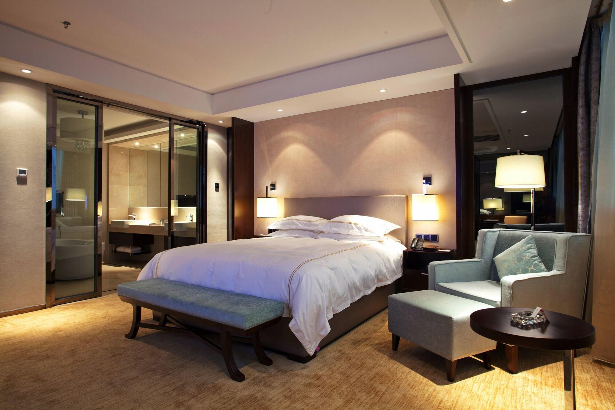 Winnerway Hotel 10/29