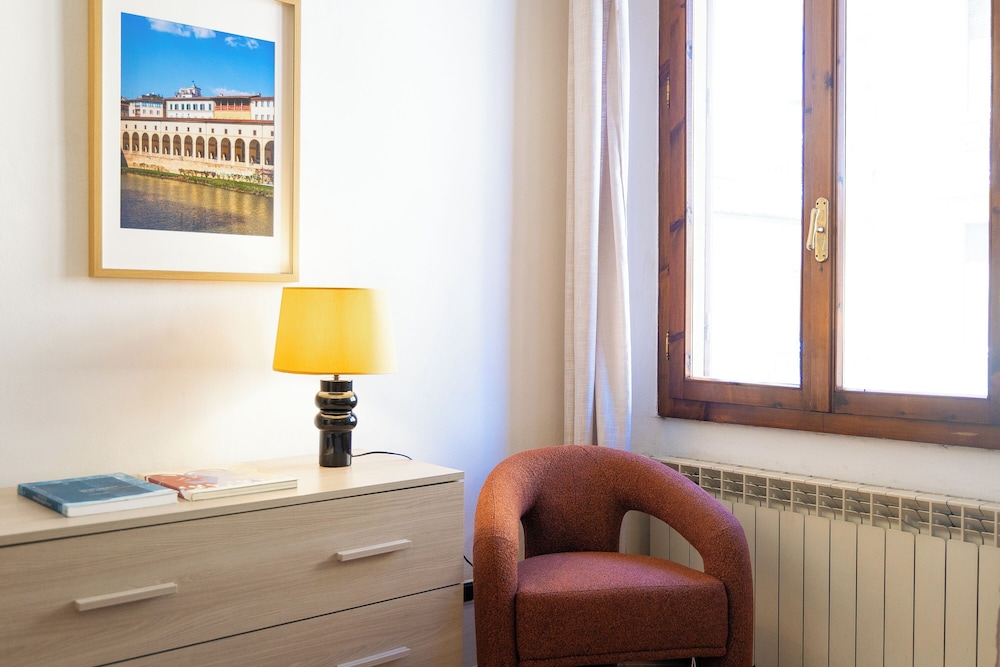 Rental In Rome Rosselli Palace Apartment 5 27/49