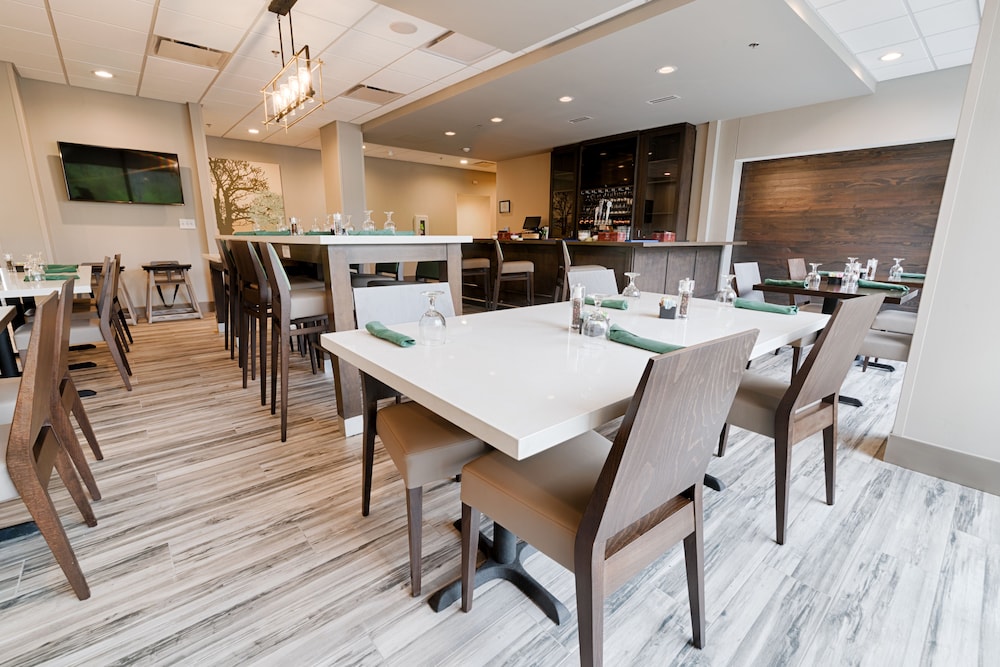 Holiday Inn Knoxville N - Merchant Drive 47/77