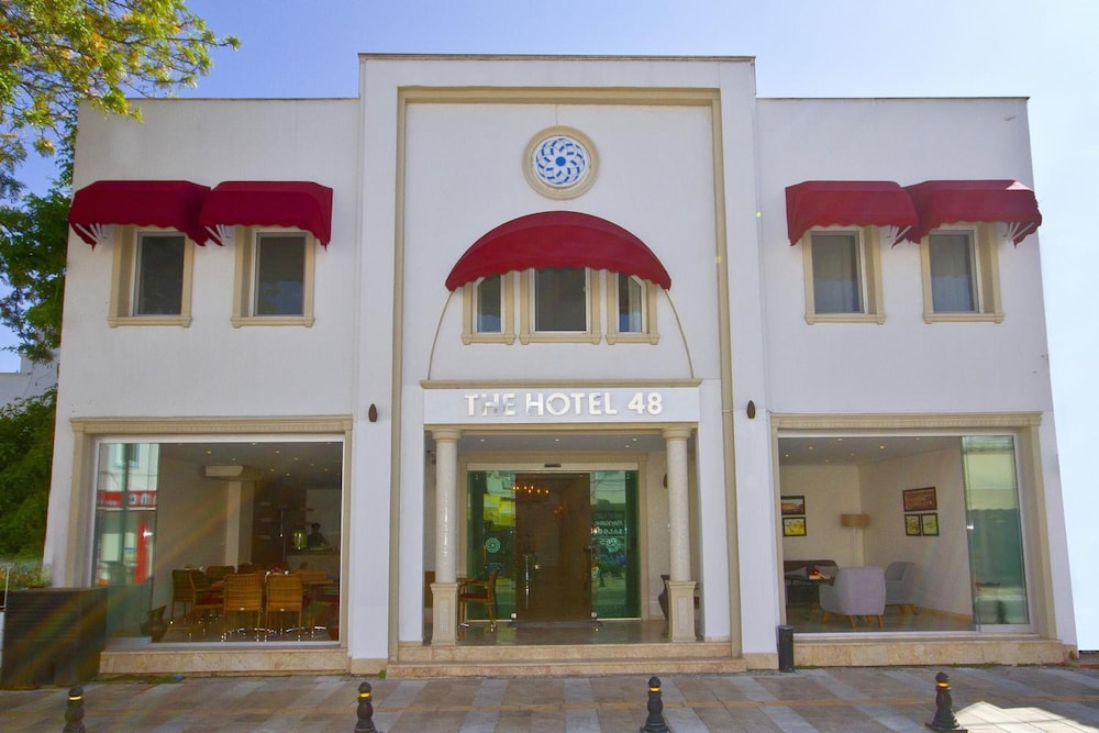 The Hotel 48 2/49