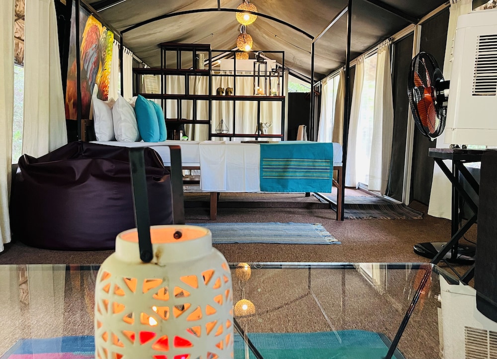 Mahoora Tented Safari Camp - Yala 30/50
