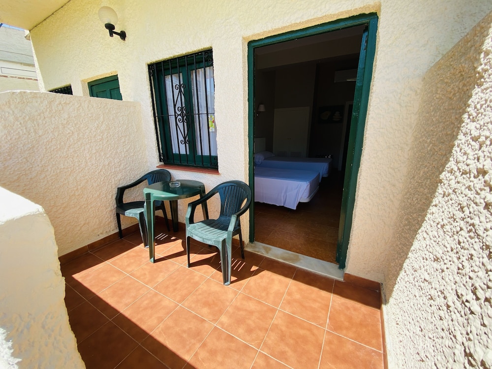 Hotel Los Jazmines 36/69