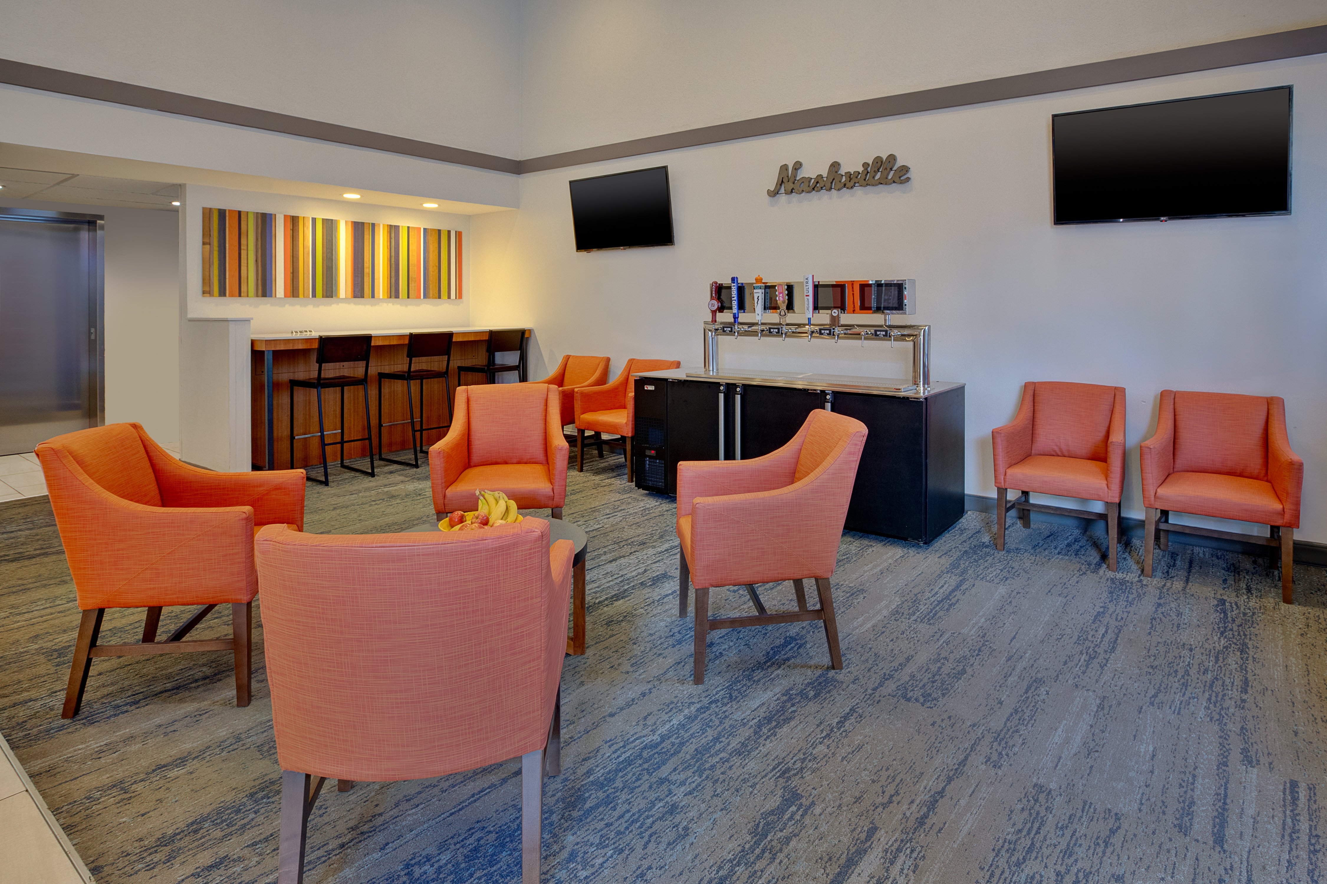 Holiday Inn Express Nashville Airport 45/49