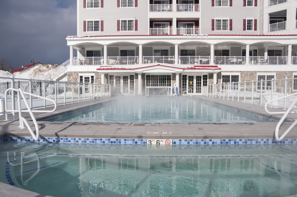 RiverWalk Resort at Loon Mountain 3/70
