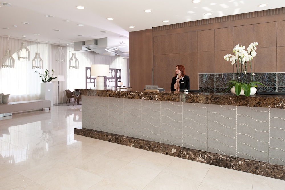Lobby at Grand Hotel Sava Superior, ROGASKA SLATINA