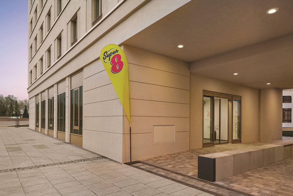 Super 8 by Wyndham Chemnitz 48/57