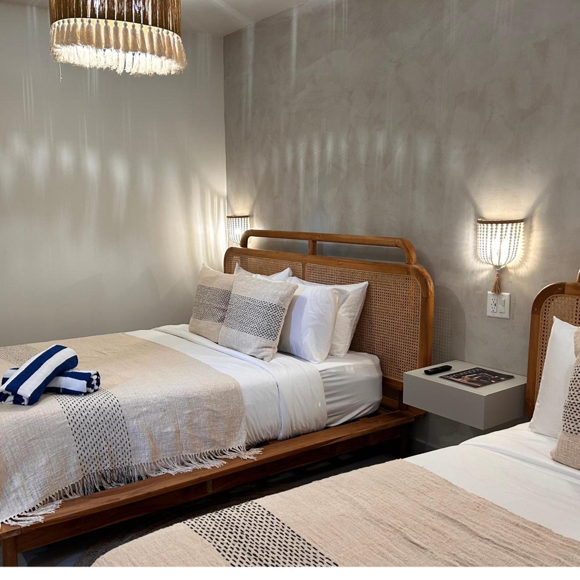 Bali Poshtel PR 12/50