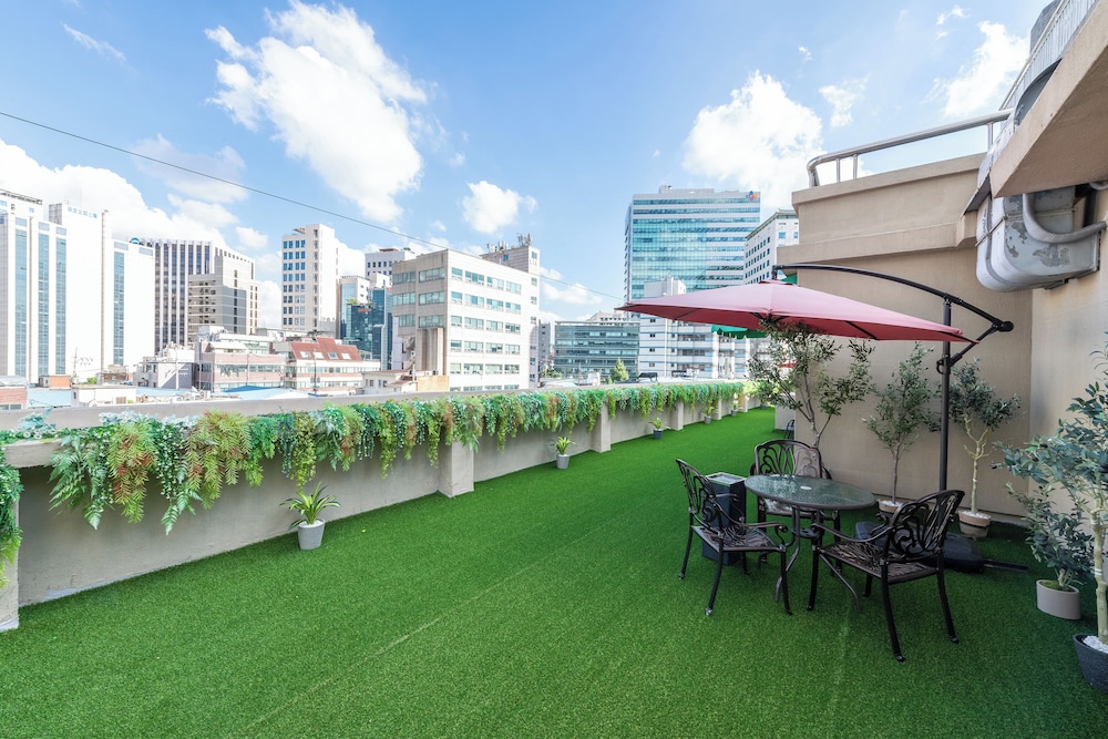 New Chonji Hotel 62/66